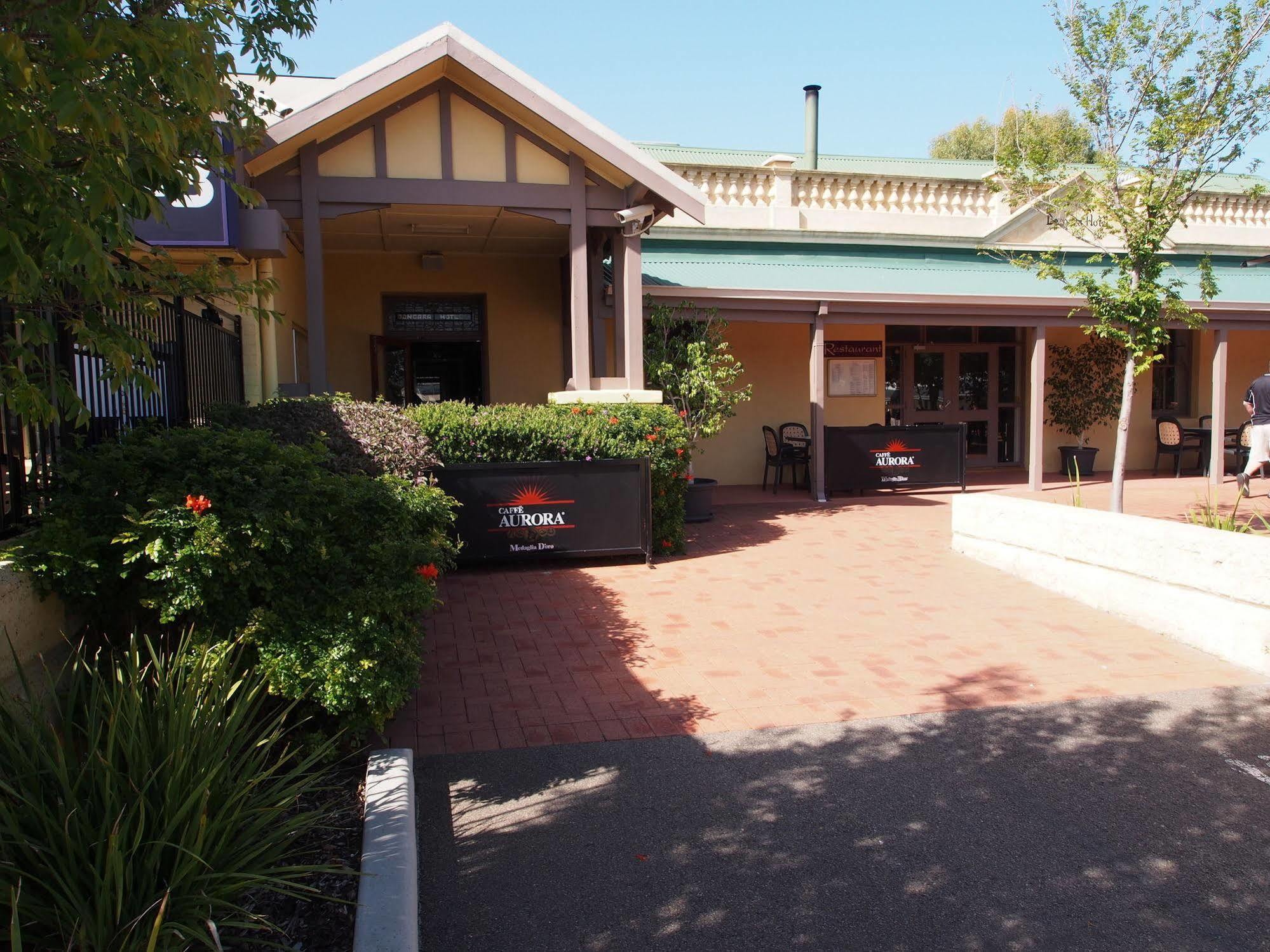 Dongara Hotel Motel Екстер'єр фото